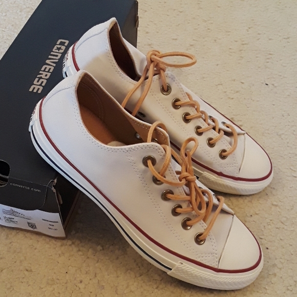 Converse shoes - Picture 4 of 5